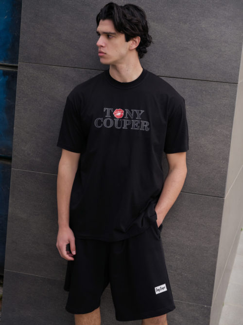 T26/20 BLACK KISS
