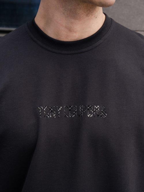 TO26/16 BLACK CARO LETTERS